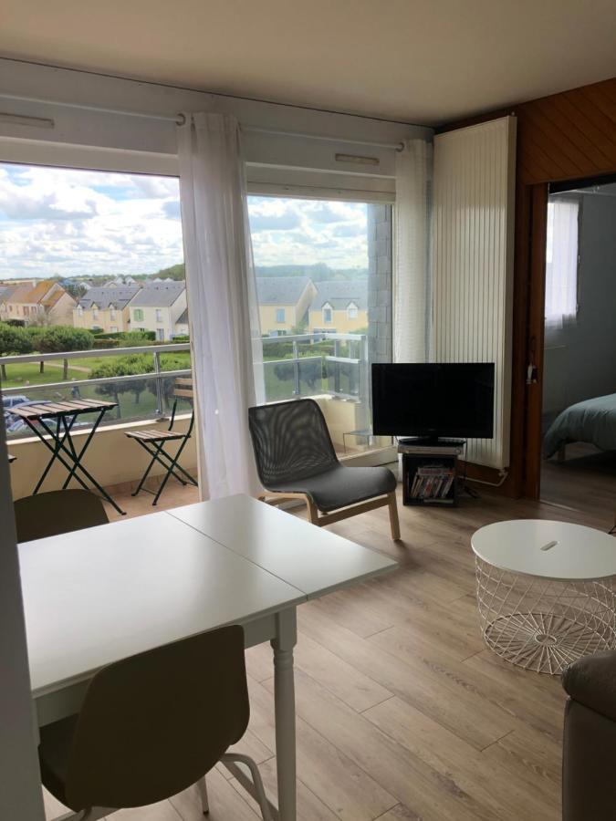 Bleu Sale - F2 Courseulles Avec Balcon Apartment Exterior photo